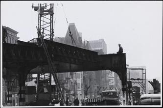 [Third Avenue El, looking south from 5th Street.]