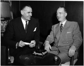 [Mr. Roosen and guest at the Hotel Algonquin.]