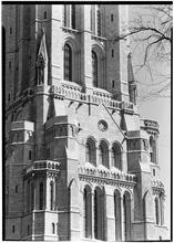 Riverside Church. Detail of lower part.