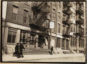 [Unidentified block of South Street.]