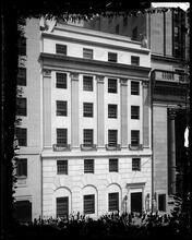 Broad Street. Post and Flagg Building.