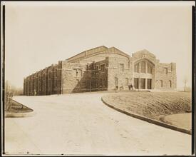 Fordham University. Gymnasium