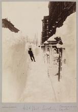 [Snow in Midtown.]