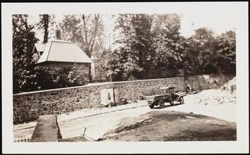 [House on William B. Ogden estate looking south from Montgomery Ave, just north of 174th Street.]