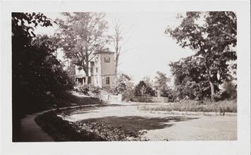 [177th Street between Riverside Drive and Haven Avenue.]