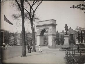 [Washington Square Arch.]