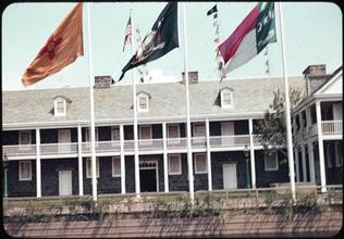 [New Jersey Building in the Court of States.]