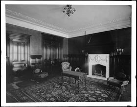 West 81st Street. J.R. Bremner Co. residence, library interior.