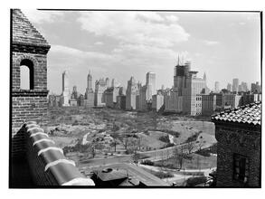 New York City views. From roof of 63rd Street Y.M.C.A. toward Savoy Plaza [Hotel].