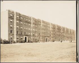 Jackson Heights apartments. Construction view