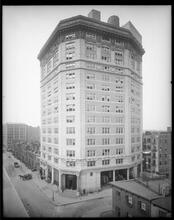 Spring Street and 6th Avenue. Butterick Building.