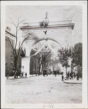 [Washington Square Arch.]