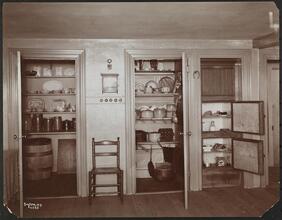 Kitchens, Private.