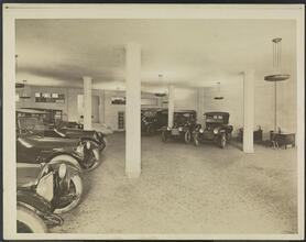 Automobile (Cars).