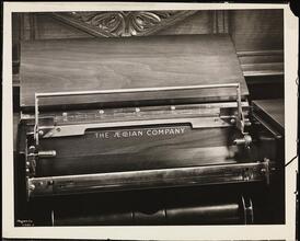 Pianos, Audiographic Roll Adapter.