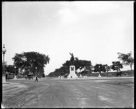 General Slocum Monument.