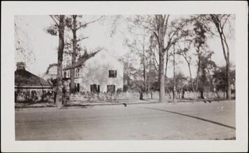 [Barn on Hood Wright Place.]
