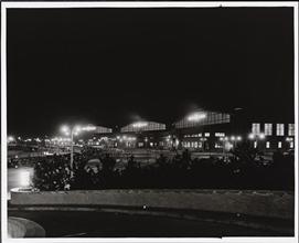 [La Guardia Airport.]