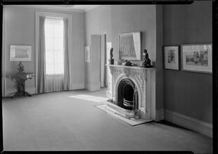 Whitney Museum of Modern Art. Pink gallery fireplace.