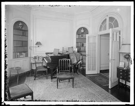 156 East 78th Street. Mrs. Hoffman Miller residence, living room.
