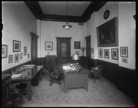 Worth Street and Broadway. New York Life Ins. Co. Old building, Worth Street and Broadway. Walker Buckner's private office.