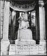 [Statue of William Culllen Bryant.]