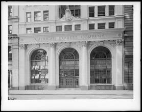 65 Broadway. American Express Building, detail of lower stories.