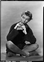 [Veronica Lake as Peter Pan.]