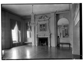 Society of Colonial Dames. Ball room.