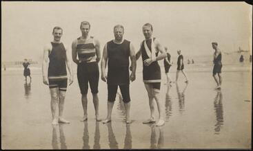 [Theodore Roosevelt with three other men at Narragansett Bay.]