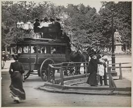Fifth Avenue Coach at Madison Square Park