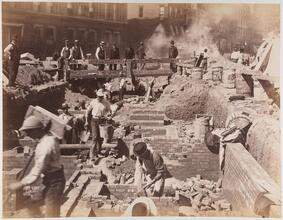 Union Square [Construction of the cable road on Broadway, 1891.]