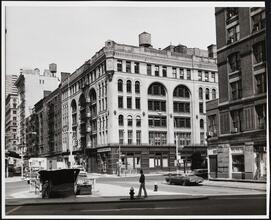 [Looking northwest from West Broadway to 140 Franklin Street.]