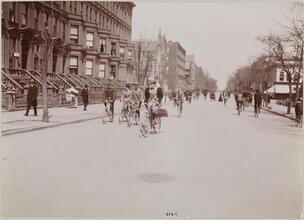 Sports, Bicycling, 5th Ave. & 125th St.