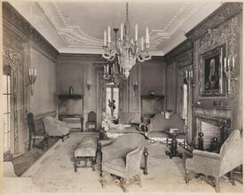 Residence of H. A. Tremaine, Cleveland. O. Living room