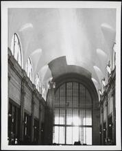 [Eighth Avenue. Penn Station. Interior, entrance hall ceiling.]