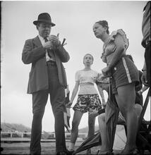 Circus [Circus performers.]