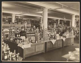 R.H. Macy & Co., 34th St. & Broadway.
