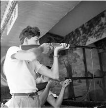 Shooting Gallery-Aiming.