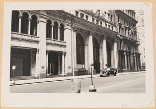 Both Sides of Broadway from Bowling Green to Worth Street [American Express Building at 65 Broadway.]
