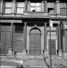 [99 Broadway, entrance detail.]
