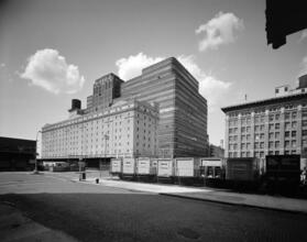 [Looking at the Starrett-Lehigh Building from 25th Street and Eleventh Avenue.]