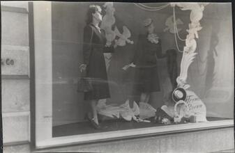 [Window display on 5th Avenue.]
