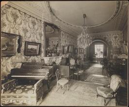 [Interior of 131 East 21st Street.]