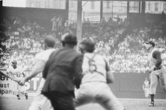 Brooklyn Dodgers vs. Cincinnati Reds