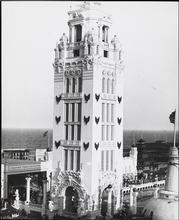 [Dreamland Town, Coney Island.]