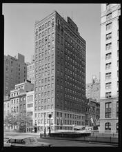 Park Avenue and 36th Street, S.W. corner. Murray Apartment Hotel.