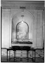 Bank of Manhattan Trust Co. End panel direct view.