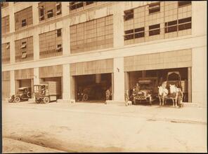 Long Island City. Metropolitan Life Insurance Company, Printing Division Building. Loading dock