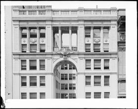 65 Broadway. American Express Building, detail of upper stories.